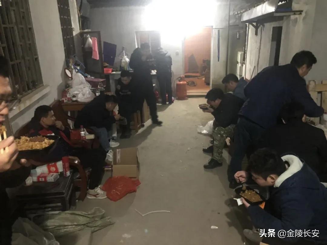 润州区初中迎来新任领导团队，引领未来，共筑教育梦