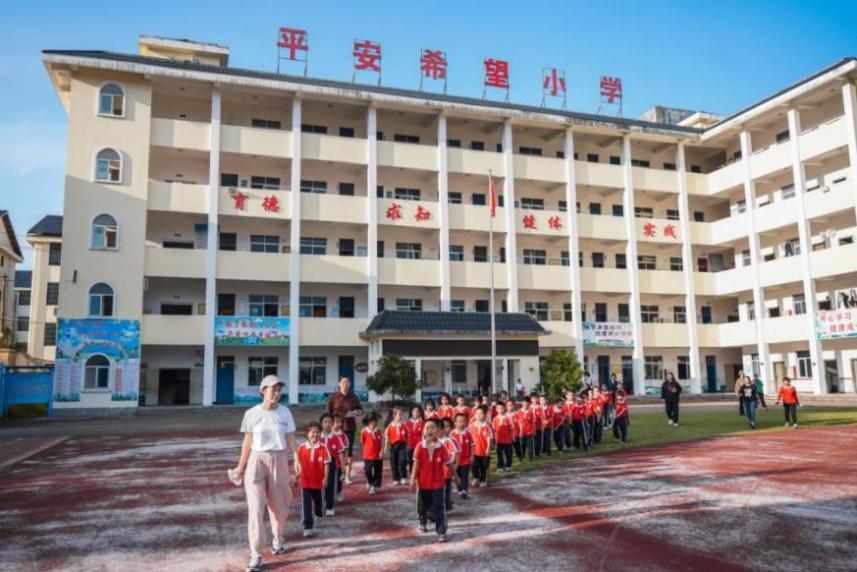 索县小学创新项目，引领教育变革，塑造未来之光